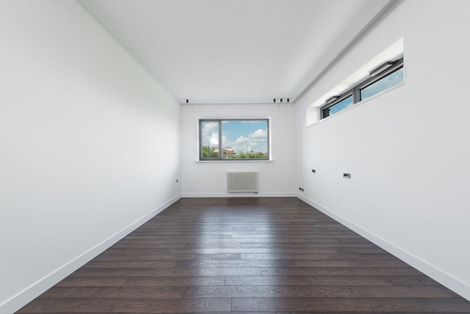 Symbolbild: leere, frisch hergerichtete Wohnung vor der Neuvermietung